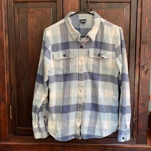 Patagonia Men’s Long-Sleeved Fjord Flannel Shirt